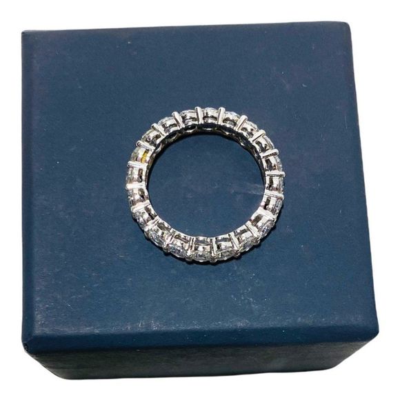 CELEBRITY "Kate" Ring Swarovski Zirconia - Picture 5 of 6